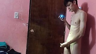 Mi Hermanastra Casi Desnuda Me Tienta Para Sexo Duro Y Grabar Todo