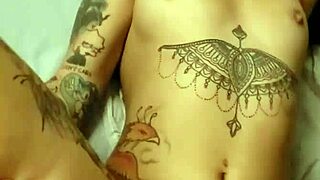 omg evelyn buarque's pretty brazilian pussy looks so tasty and juicy 😍🍑🔥