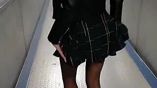 hey boys check this free public teaser in emirates cabins 😏🔥