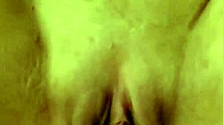 omg evelyn buarque's pretty brazilian pussy looks so tasty and juicy 😍🍑🔥