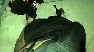 hey, mi sexy secretaria latina me ordeña la verga en su casa 🔥😏