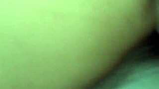 gostosa esposa toma monster cock toys deep in her tight spot