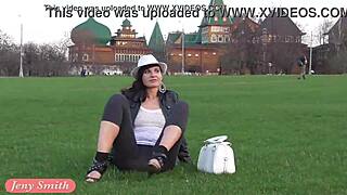 jeny smith, see my see-through yoga pants camel toe?