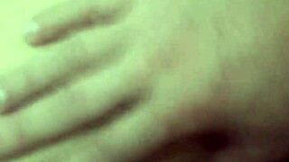 gostosa esposa toma monster cock toys deep in her tight spot