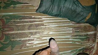 you dont gotta have no girlfriend just do this to have fun alone