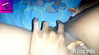 Groping her creamy unwashed pussy in the morning garage