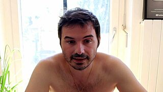 hey fabrice, teach me dirty talk to command her manly in bed 😏🛏️💋