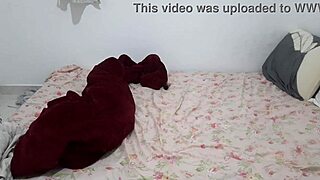 Vivi Guedes devours hot Latina milf pussy with vibrator right in kitchen