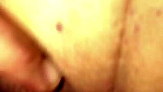 i wake up to my fat juicy ass fingering that pretty pink pussy 😩🍑💦