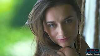 gloria sol's perfect milf pussy flashes in outdoor strip