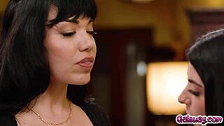 personal assistant gal ritchie seduces boss for laptop distraction play