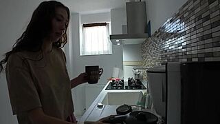 Skinny Tanned Girlfriend Wakes Him with Teasing Kisses and Morning Doggystyle Pound