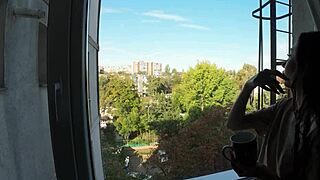 Skinny Tanned Girlfriend Wakes Him with Teasing Kisses and Morning Doggystyle Pound