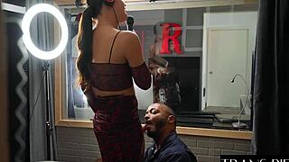 hey pretty shemale daisy taylor wants your big cock deep inside her