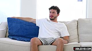 Real Stepsis Hooks Up with Family for Secret Group Thrills?