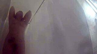 damn sexy dahlia's naughty shower play looks so hot!!