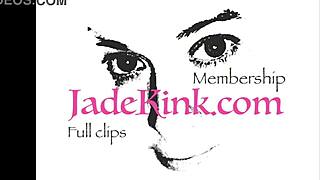 what would you do seeing this cute blonde bubble butt get fucked doggystyle on highway side? 🚗💦