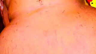 SHAVED PUSSY CLOSE UP HOME FUCK!