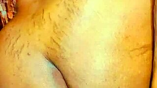SHAVED PUSSY CLOSE UP HOME FUCK!