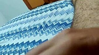 dude strokes his monster cock solo punheta big dick explosion