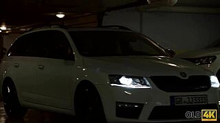 Old dude stretches teen pussy then blasts blonde face old4k style