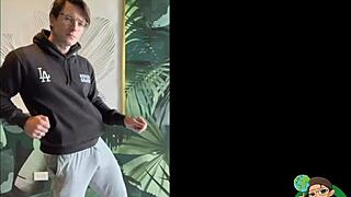 Latina teen Aubry Babcock delivers girlfriend experience with morning missionary deepthroat facial