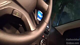 Risky public street handjob for hot young teen in car draws crowds