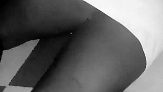 Homemade glimpse of her incredibly tight pussy up close