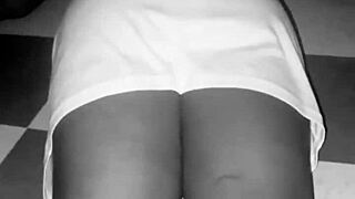 Homemade glimpse of her incredibly tight pussy up close