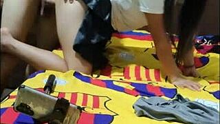 SEXY MADRASTRA NINFOMANA RIDES DICK DOGGYSTYLE BENT OVER GIMING LIKE A ZORRA IN HOMEMADE PORN!