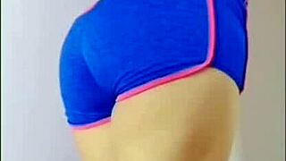 chava mexicana en micro shorts cogida por vecino pervertido graba todo real casero