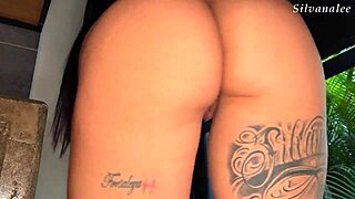 wanna watch this busty latina milf fuck athletic maxxbetancur?