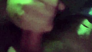 i finally got this sexy latina's wet pussy missionary style outdoors it's my first homemade cumshot