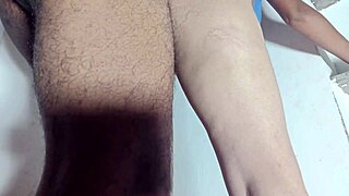 desi housewife tempts handsome hunk for secret pounding