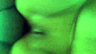 veneco y peruana se aman con pasion en la cama