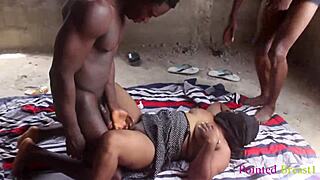 street boys, make this sweet pussy scream loud! 🍑😩💦