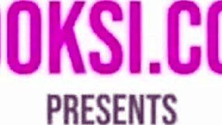 omg my horny neighbor indi fingers her pussy doggy style 😩💦