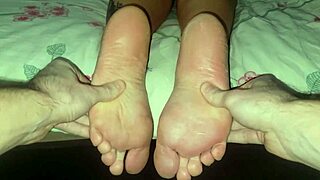 i love gettin my feet massaged by stepmom feels so good on my legs mommy
