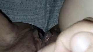 i can't stop flashing my pussy like gretala does