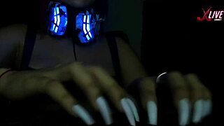 Our community manager Alice relaxes us with ASMR keyboard sounds from her beautiful hands.