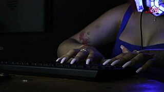 Our community manager Alice relaxes us with ASMR keyboard sounds from her beautiful hands.