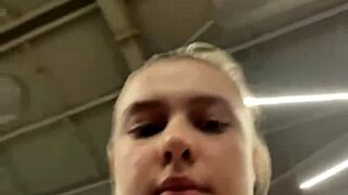 i'm squirting everywhere in gym with jucielussie's monster cock extreme