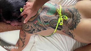 Tattooed emo girl FUCKS vacation RIMMING wild!