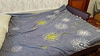 Assol's Masseuse Can't Resist Oiled Penis During Leg Massage In Miniskirt