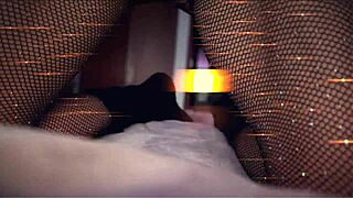 quieres ver a esta milf latina bailarina hardcore follada en casero? 