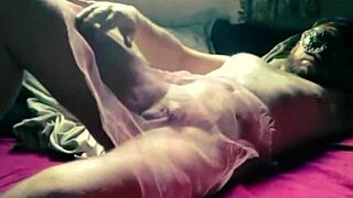 Stunning Model Strips Naked in Live CFNM Stream