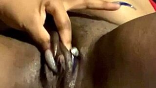 wanna see me tease her clit then eat that juicy pussy subscribe now?