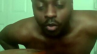 Wanna see me crossdress and spill secrets on my favorite trans porn?