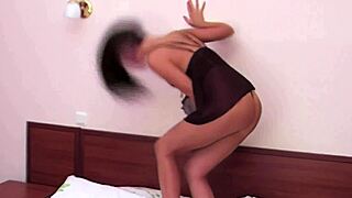 damn cofi milan what a bubble ass you got stroking that sweet trimmed pussy on the bed barefoot!