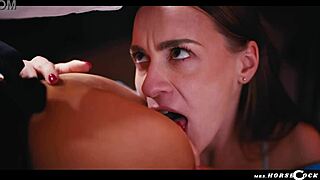 Josephine Jackson's xxl futa anal prolapses veronica leal's ass to pussy creampie